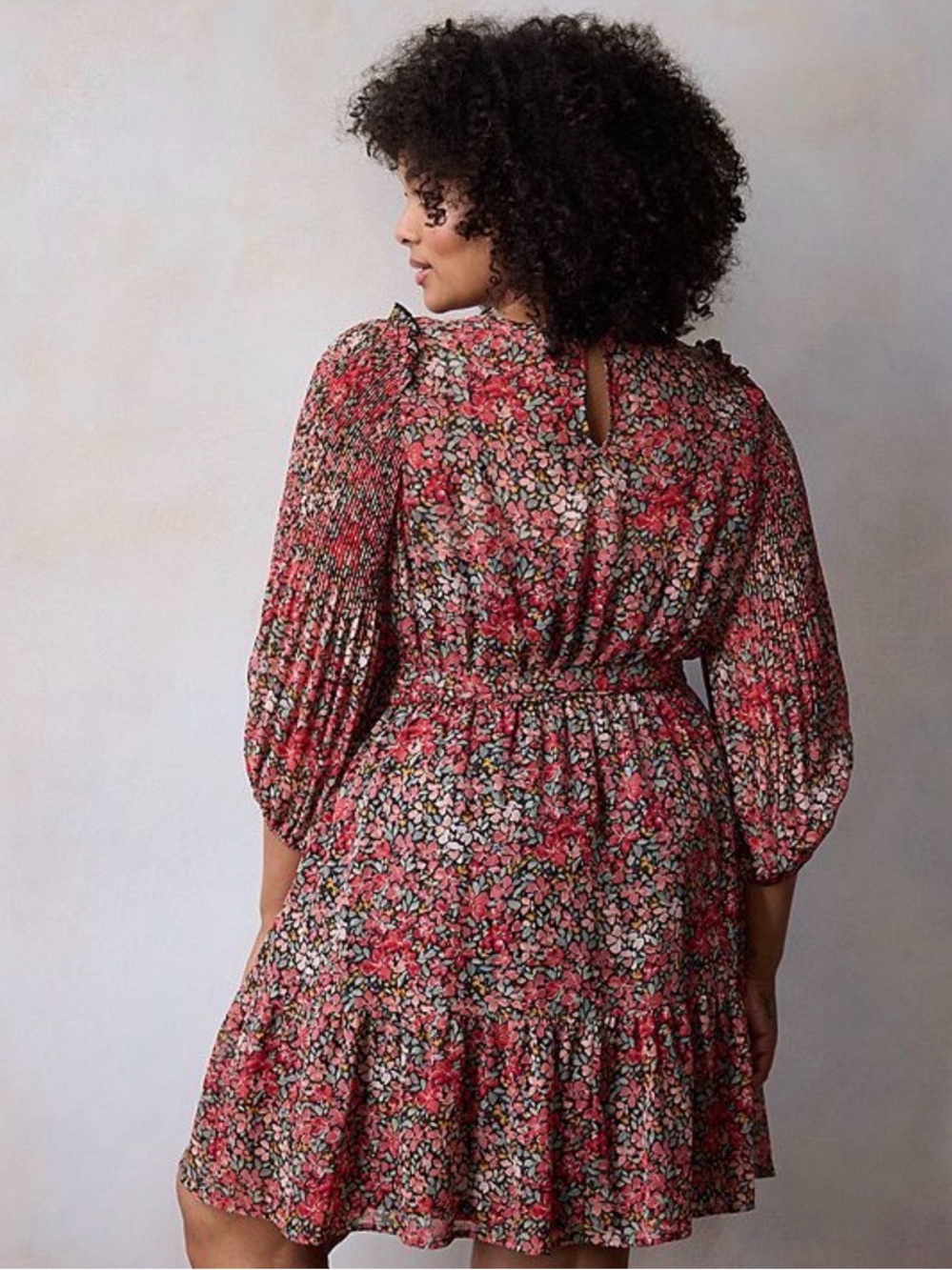NEW…LC Lauren Conrad Plus Size Floral Pleated Sleeve Dress - Picture 2 of 6